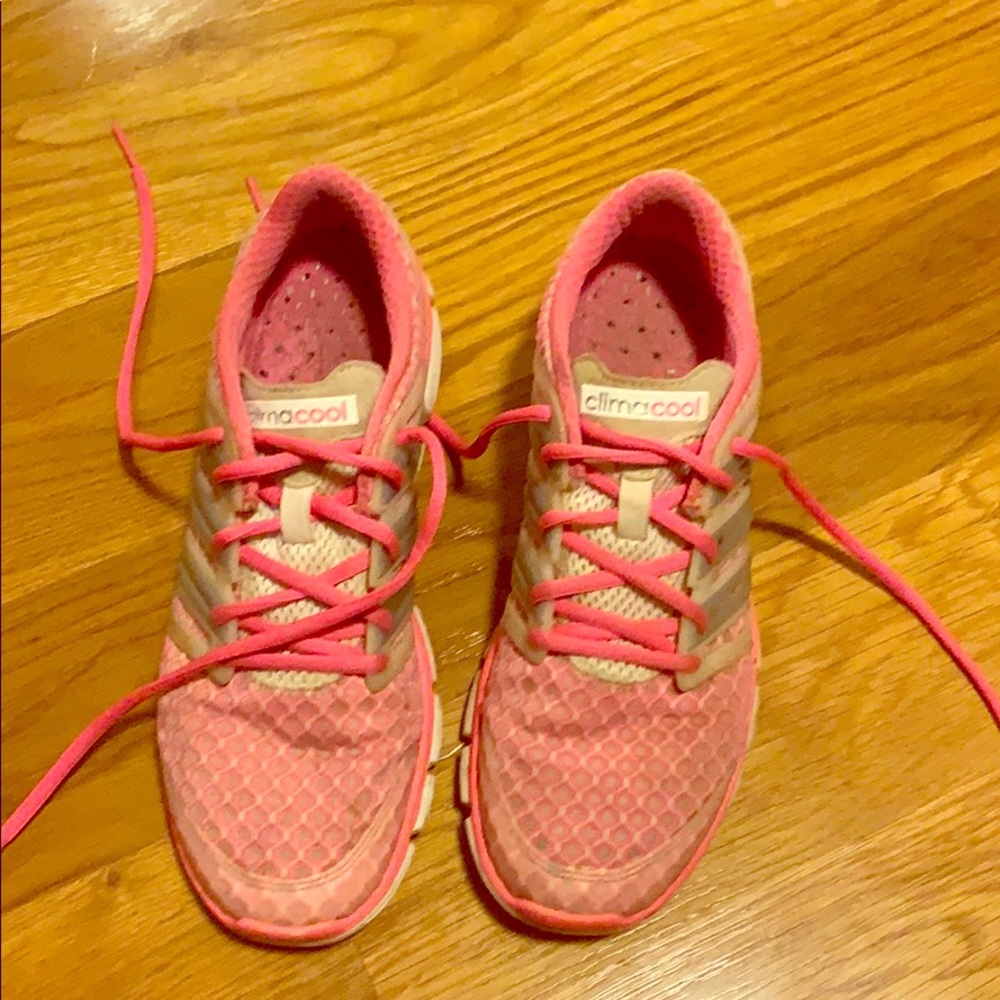 COPY - Adidas climax cool used but lots of life!